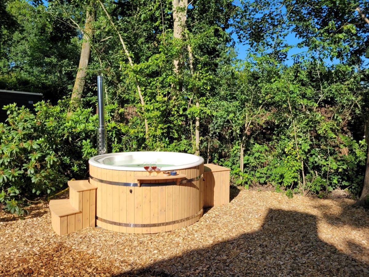 Retro Chic Wellness Met Hottub & Sauna Ewijk Экстерьер фото