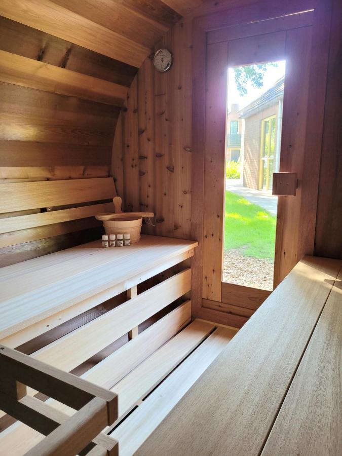 Retro Chic Wellness Met Hottub & Sauna Ewijk Экстерьер фото